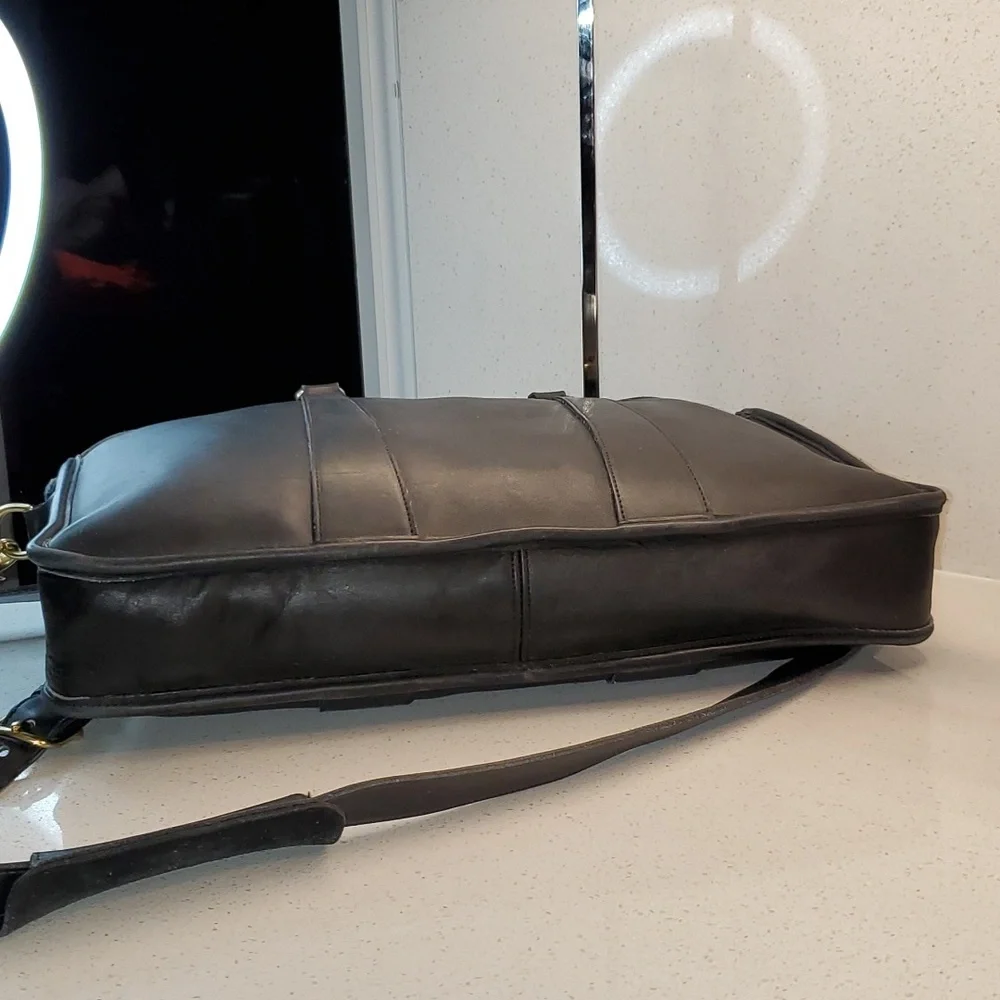 USA 🇺🇸 Vintage COACH Briefcase/Messenger leather bag (Unisex)